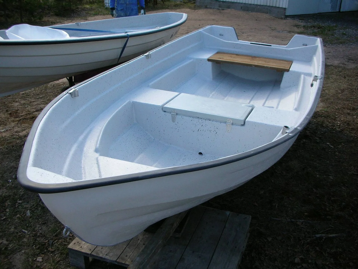 SÄRKI 410 - SOUTUVENE - Image 4