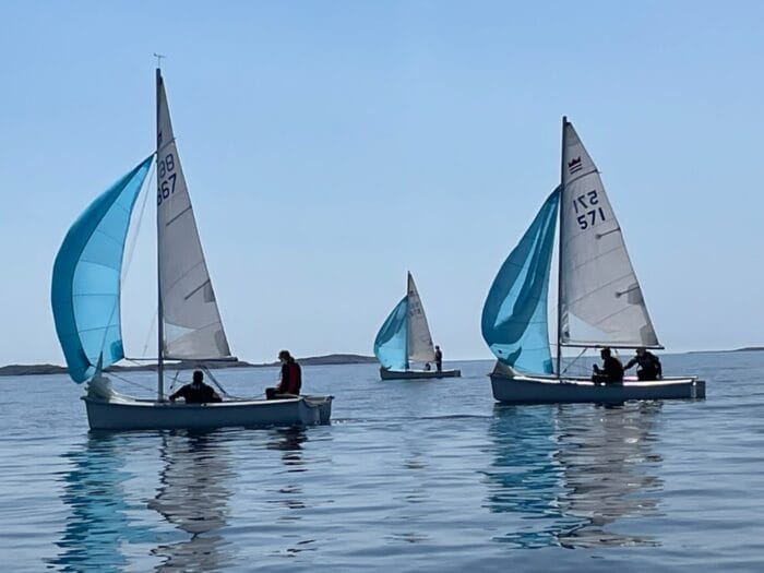 2-KRONA Ready to Sail - Image 2