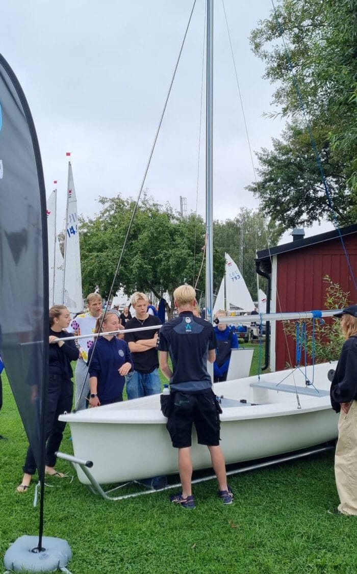 2-KRONA Ready to Sail - Image 3